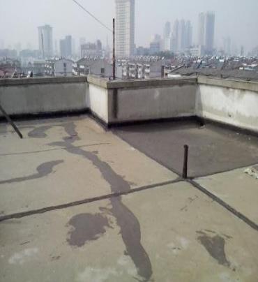 滦平漏水维修 楼顶漏水是什么原因，楼顶漏水维修方法是什么?